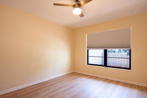 Copropriété à louer à Jupiter, Floride: 2 chambres, 78.04 m2 № 2085656 - photo 6
