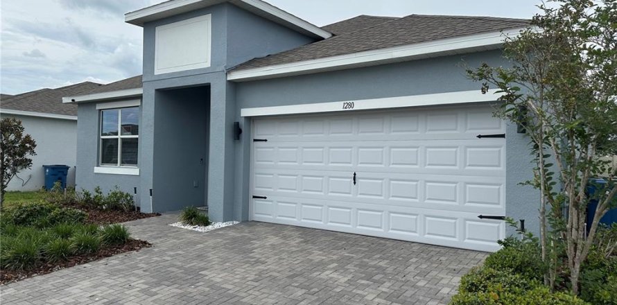 Villa ou maison à Haines City, Floride 3 chambres, 155.24 m2 № 2394197
