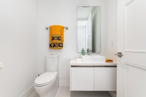 Copropriété à louer à Boca Raton, Floride: 2 chambres, 164.07 m2 № 2390170 - photo 8
