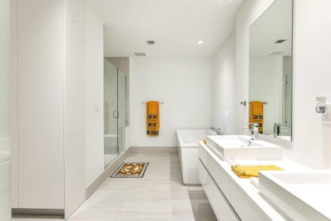 Copropriété à louer à Boca Raton, Floride: 2 chambres, 164.07 m2 № 2390170 - photo 5