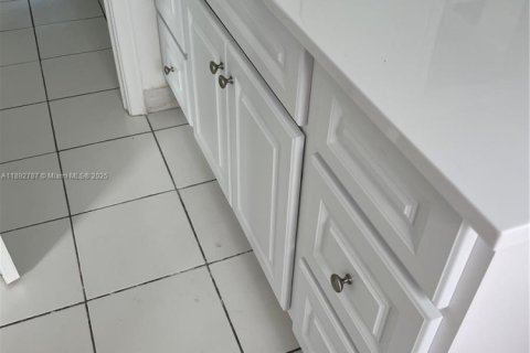 Condominio en alquiler en Dania Beach, Florida, 1 dormitorio, 71.35 m2 № 1945168 - foto 12