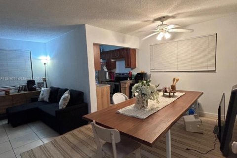 Copropriété à vendre à Hallandale Beach, Floride: 1 chambre, 59.92 m2 № 1828987 - photo 10