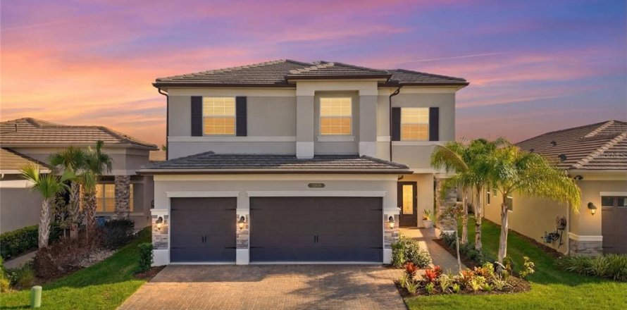 Villa ou maison à Wesley Chapel, Floride 5 chambres, 382.01 m2 № 2142074