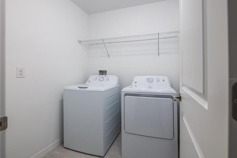 Casa en alquiler en San Antonio, Florida, 4 dormitorios, 173.73 m2 № 1636402 - foto 25