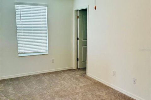 Casa en alquiler en San Antonio, Florida, 4 dormitorios, 173.73 m2 № 1636402 - foto 15