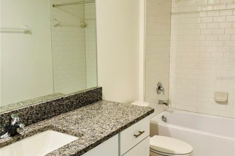 Casa en alquiler en San Antonio, Florida, 4 dormitorios, 173.73 m2 № 1636402 - foto 21