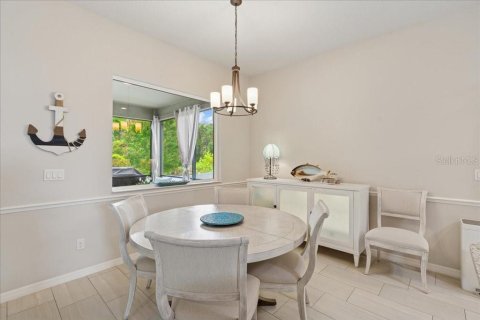 House in Palm Coast, Florida 4 bedrooms, 176.24 sq.m. № 1655175 - photo 11