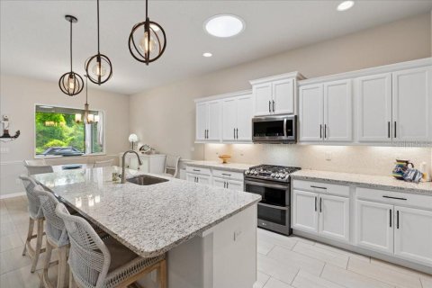 House in Palm Coast, Florida 4 bedrooms, 176.24 sq.m. № 1655175 - photo 12