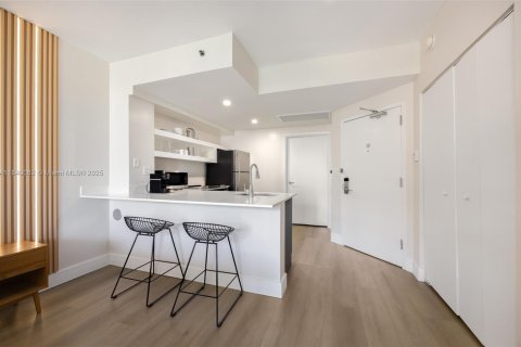 Copropriété à vendre à Miami, Floride: 1 chambre, 71.26 m2 № 1980105 - photo 6