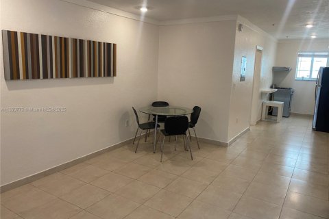 Appartement à louer à Miami Beach, Floride: 40.32 m2 № 1946177 - photo 6