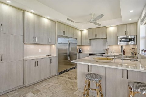 Condominio en alquiler en Longboat Key, Florida, 3 dormitorios, 209.03 m2 № 2103752 - foto 13