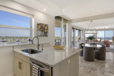 Condominio en alquiler en Longboat Key, Florida, 3 dormitorios, 209.03 m2 № 2103752 - foto 10