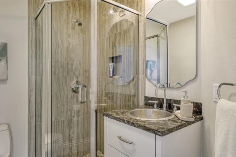 Condominio en alquiler en Longboat Key, Florida, 3 dormitorios, 209.03 m2 № 2103752 - foto 28