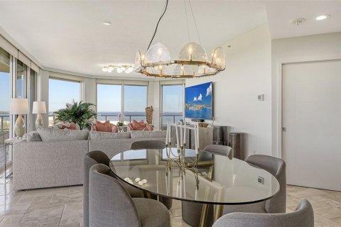 Condominio en alquiler en Longboat Key, Florida, 3 dormitorios, 209.03 m2 № 2103752 - foto 7