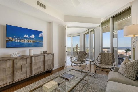 Condominio en alquiler en Longboat Key, Florida, 3 dormitorios, 209.03 m2 № 2103752 - foto 26