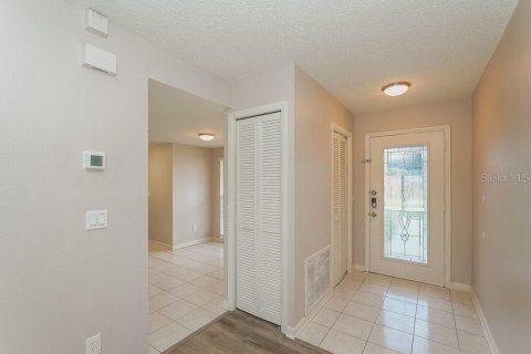 Casa en alquiler en Seffner, Florida, 3 dormitorios, 129.32 m2 № 1919905 - foto 3
