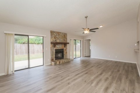 Casa en alquiler en Seffner, Florida, 3 dormitorios, 129.32 m2 № 1919905 - foto 4