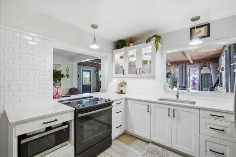 House in Bradenton, Florida 3 bedrooms, 150.69 sq.m. № 2198172 - photo 13