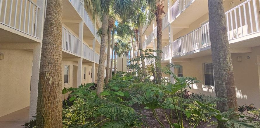 Condominio en Sarasota, Florida, 2 dormitorios № 1877112