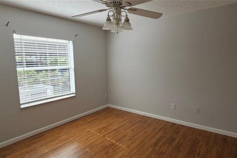 Condominio en alquiler en Sarasota, Florida, 2 dormitorios, 87.42 m2 № 1877112 - foto 7