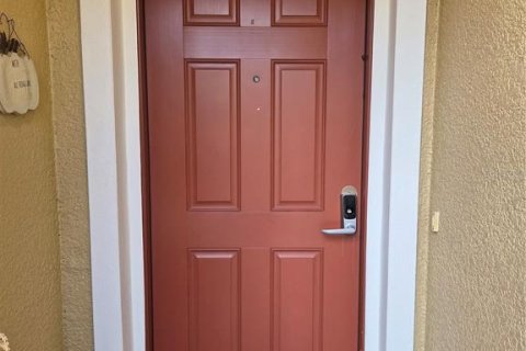 Townhouse in Kissimmee, Florida 4 bedrooms, 179.77 sq.m. № 2225718 - photo 5