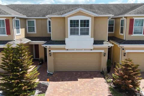 Townhouse in Kissimmee, Florida 4 bedrooms, 179.77 sq.m. № 2225718 - photo 2