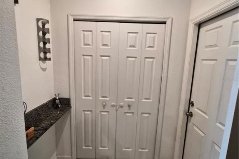 Townhouse in Kissimmee, Florida 4 bedrooms, 179.77 sq.m. № 2225718 - photo 10