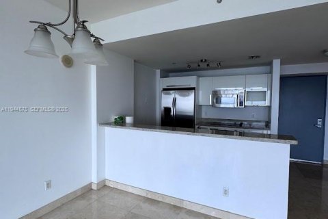 Copropriété à vendre à Miami, Floride: 1 chambre, 71.81 m2 № 2001093 - photo 12