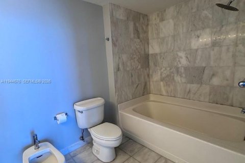 Copropriété à vendre à Miami, Floride: 1 chambre, 71.81 m2 № 2001093 - photo 29