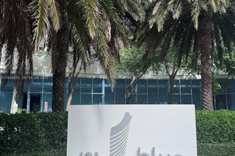 Copropriété à vendre à Miami, Floride: 1 chambre, 71.81 m2 № 2001093 - photo 2