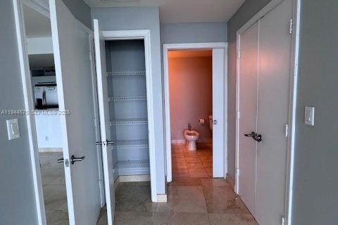 Copropriété à vendre à Miami, Floride: 1 chambre, 71.81 m2 № 2001093 - photo 30