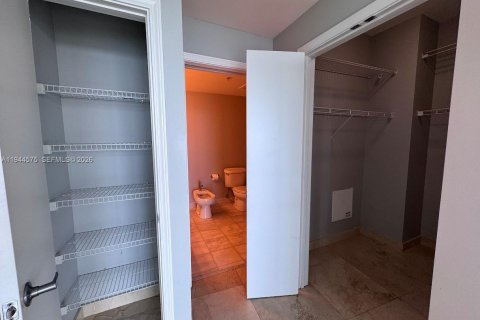 Copropriété à vendre à Miami, Floride: 1 chambre, 71.81 m2 № 2001093 - photo 26