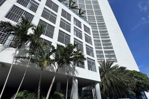 Copropriété à vendre à Miami, Floride: 1 chambre, 71.81 m2 № 2001093 - photo 3