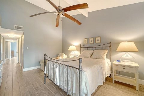 Condo in Sarasota, Florida, 2 bedrooms  № 2097341 - photo 18