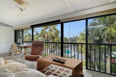 Condo in Sarasota, Florida, 2 bedrooms  № 2097341 - photo 7