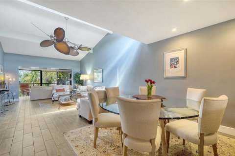 Condo in Sarasota, Florida, 2 bedrooms  № 2097341 - photo 5