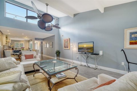 Condo in Sarasota, Florida, 2 bedrooms  № 2097341 - photo 12