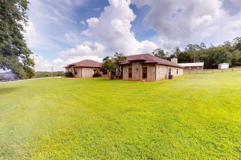 Casa en venta en Dade City, Florida, 3 dormitorios, 350.33 m2 № 2385725 - foto 2