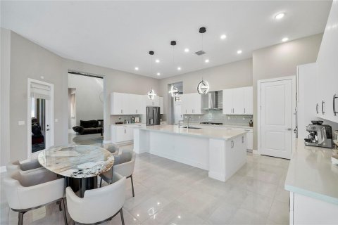House in Parkland, Florida 5 bedrooms, 557.04 sq.m. № 2257972 - photo 17