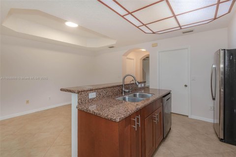 Townhouse in Dania Beach, Florida 3 bedrooms, 150.04 sq.m. № 1881576 - photo 5