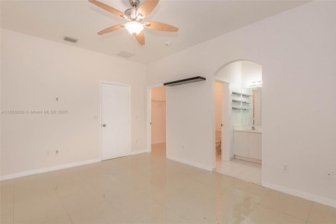 Townhouse in Dania Beach, Florida 3 bedrooms, 150.04 sq.m. № 1881576 - photo 18