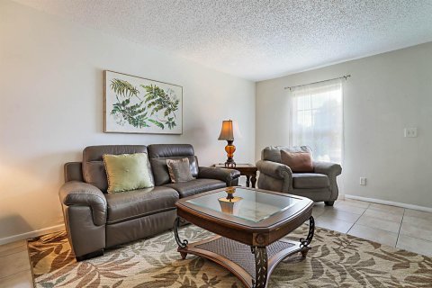 Appartement à louer à Hobe Sound, Floride: 2 chambres, 85.93 m2 № 2433900 - photo 3