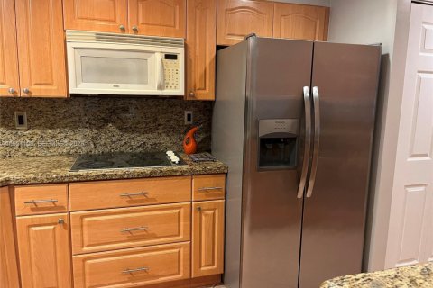 Adosado en alquiler en Doral, Florida, 2 dormitorios, 139.17 m2 № 2007810 - foto 5