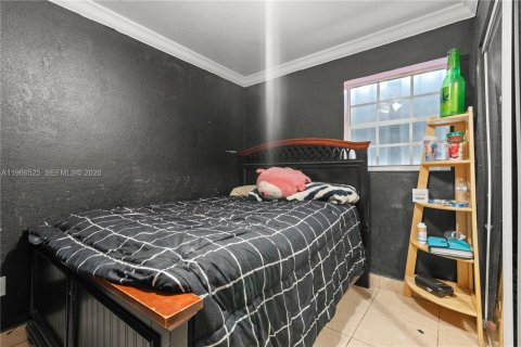 Casa en venta en Miami, Florida, 4 dormitorios, 155.43 m2 № 2028957 - foto 17