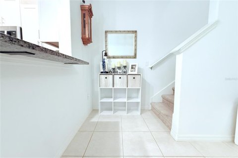 Townhouse in Wesley Chapel, Florida 3 bedrooms, 154.78 sq.m. № 2204897 - photo 14
