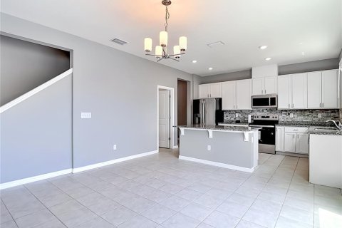 Casa en venta en Seffner, Florida, 4 dormitorios, 285.67 m2 № 2100593 - foto 11