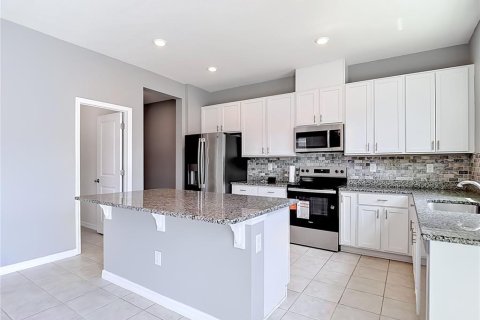 Casa en venta en Seffner, Florida, 4 dormitorios, 285.67 m2 № 2100593 - foto 16