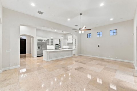 Villa ou maison à vendre à Parkland, Floride: 4 chambres, 324.79 m2 № 2363532 - photo 13