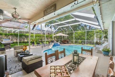 House in Coral Springs, Florida 4 bedrooms, 254.18 sq.m. № 2390724 - photo 2