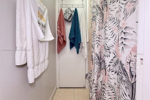 Condo in Homestead, Florida, 1 bedroom  № 1809693 - photo 8